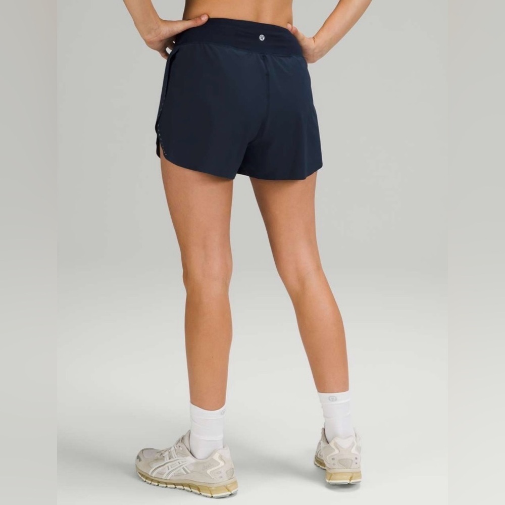 Lululemon Find Your Pace Lined High-Rise Short 3" in True Navy - Picture 2 of 6